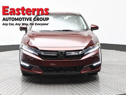 Used 2018 Honda Clarity Touring image 2