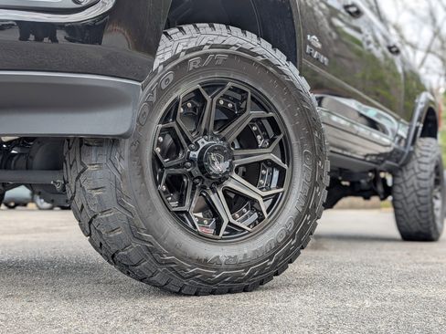 Used 2024 RAM 2500 Big Horn w/ Night Edition image 33