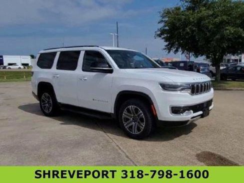 Used 2024 Jeep Wagoneer Series II RWD image 2