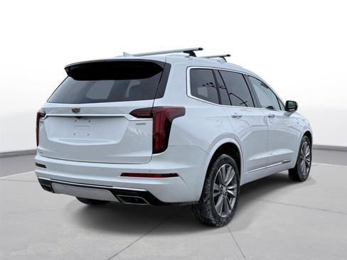 Certified 2023 Cadillac XT6 Premium Luxury image 5