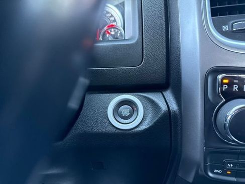 Used 2022 RAM 1500 Warlock AWD/4WD image 25