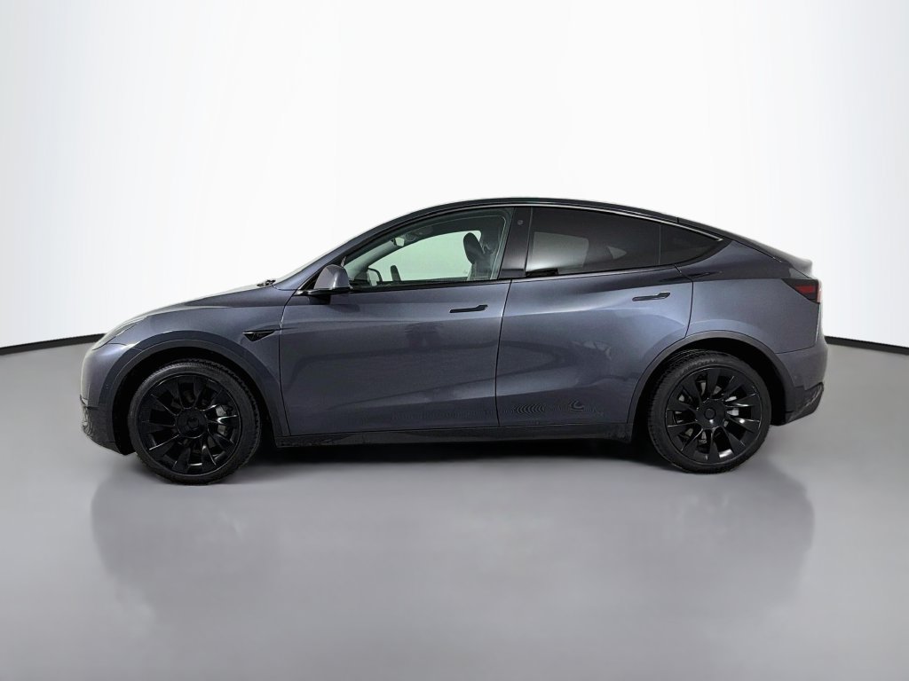 Used 2022 Tesla Model Y Long Range AWD/4WD image 8