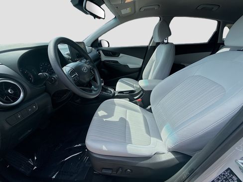 Used 2023 Hyundai Kona SEL FWD image 16