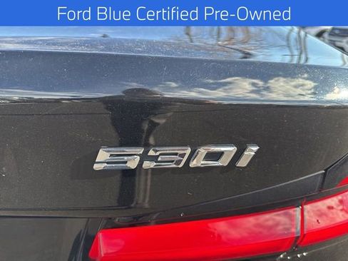 Used 2021 BMW 530i xDrive w/ Convenience Package image 19