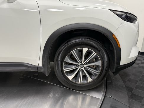 Certified 2024 INFINITI QX60 Pure FWD image 9