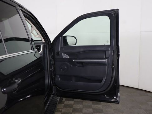 Used 2024 Ford Expedition Max XLT AWD/4WD image 22
