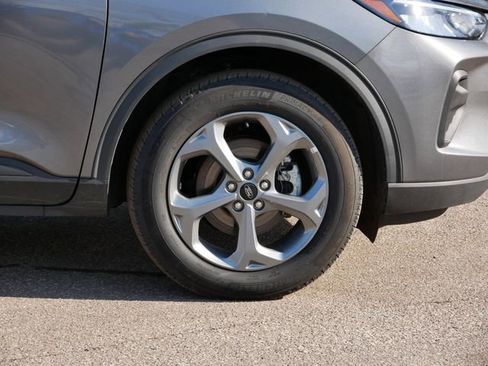 Used 2025 Ford Escape ST-Line AWD/4WD image 9