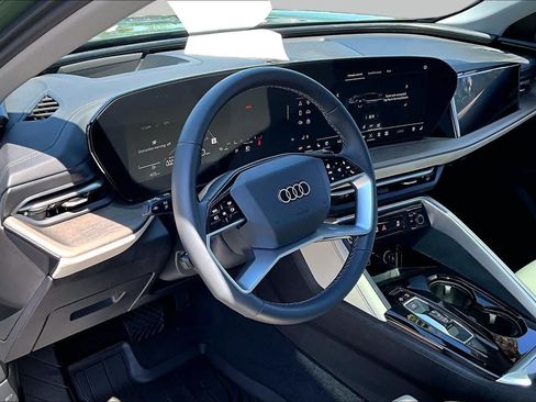 Used 2025 Audi Q5 Prestige AWD/4WD image 18