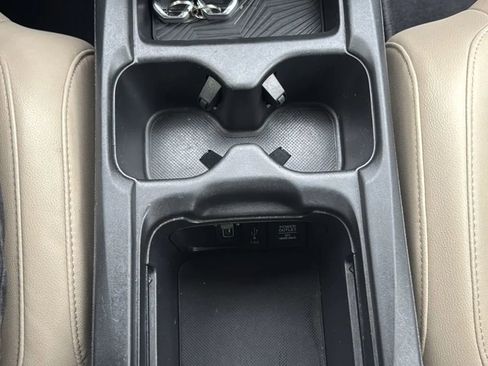 Used 2018 Honda CR-V Touring image 20