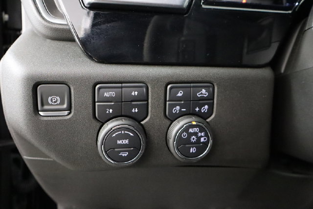 Used 2024 Chevrolet Silverado 1500 High Country w/ Midnight Edition AWD/4WD image 22