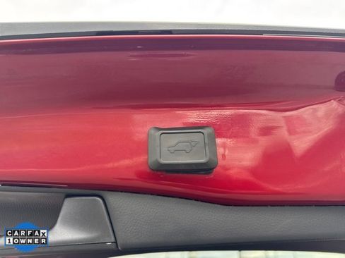 Used 2020 Toyota RAV4 Limited image 20