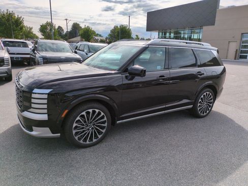 New 2026 Hyundai Palisade Calligraphy AWD/4WD image 3