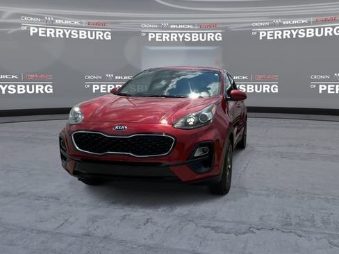 Used 2022 Kia Sportage LX AWD/4WD image 3