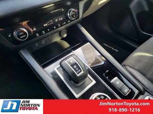 Used 2023 Mitsubishi Outlander SE Black Edition image 21