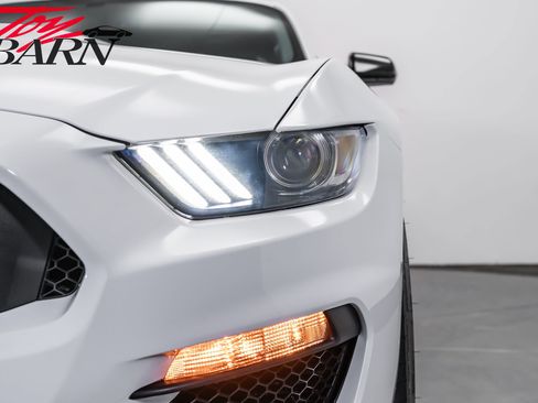 Used 2016 Ford Mustang Shelby GT350 w/ Track Package image 10