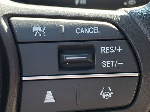 Used 2024 Honda HR-V LX image 21
