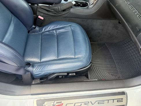 Used 2013 Chevrolet Corvette Grand Sport w/ 4LT Preferred Equipment Group RWD image 26