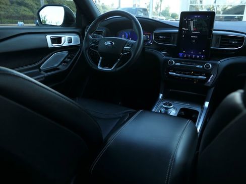 Used 2020 Ford Explorer ST image 24