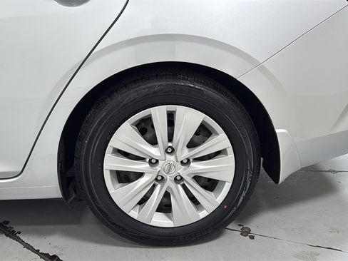 Used 2020 Nissan Sentra S image 23