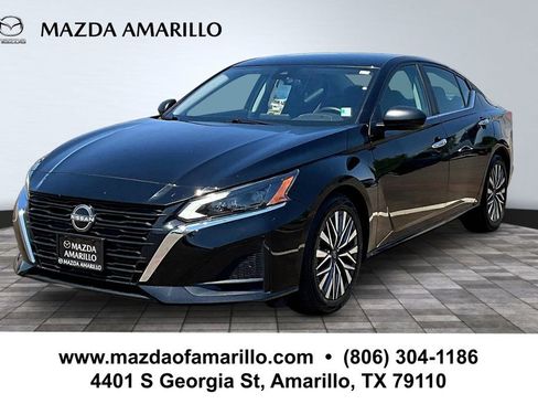 Used 2025 Nissan Altima 2.5 SV FWD image 1