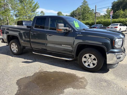 Used 2018 GMC Sierra 1500 SLE w/ SLE Value Package AWD/4WD image 8