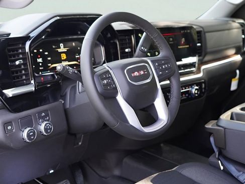 New 2026 GMC Sierra 1500 Elevation image 9
