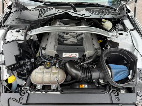 Used 2016 Ford Mustang GT Premium w/ Equipment Group 401A RWD image 22