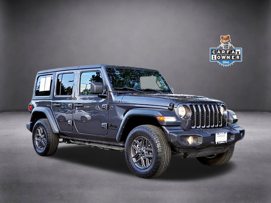 Used 2024 Jeep Wrangler Unlimited Sport AWD/4WD image 2