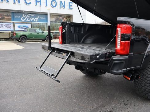 New 2026 Ford F250 Lariat w/ Black Appearance Package image 20