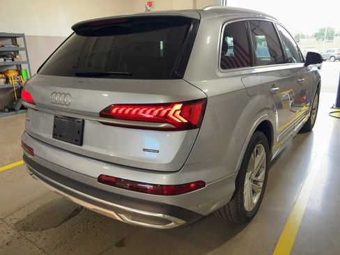 Used 2022 Audi Q7 3.0T Premium Plus AWD/4WD image 2