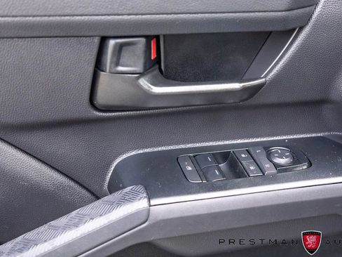 Used 2025 Toyota Tacoma PreRunner w/ TRD Prerunner Upgrade Package image 22