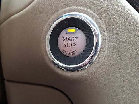 Used 2014 Nissan Pathfinder Platinum w/ Platinum Premium Package image 30