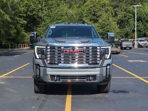 New 2026 GMC Sierra 2500 Denali w/ Denali Reserve Package AWD/4WD image 10