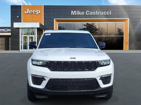 New 2025 Jeep Grand Cherokee Limited w/ Black Appearance Package image 2