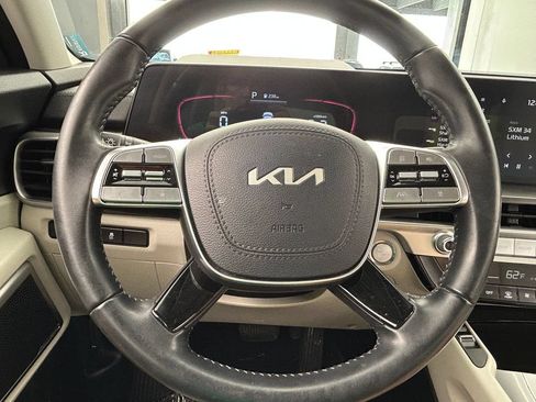 Used 2024 Kia Telluride S w/ S Sunroof Package FWD image 32