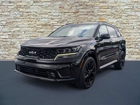 Certified 2022 Kia Sorento SX FWD image 5