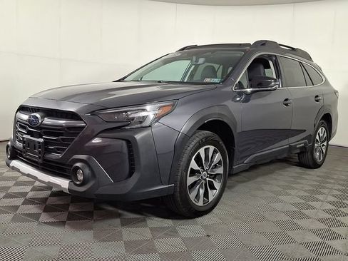 Used 2023 Subaru Outback Limited AWD/4WD image 6