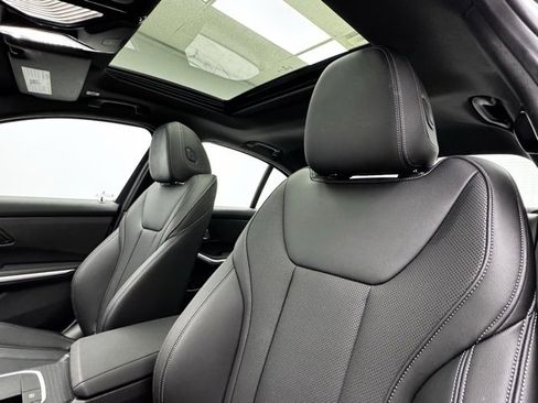 Used 2025 BMW 330i xDrive Sedan w/ Convenience Package image 20