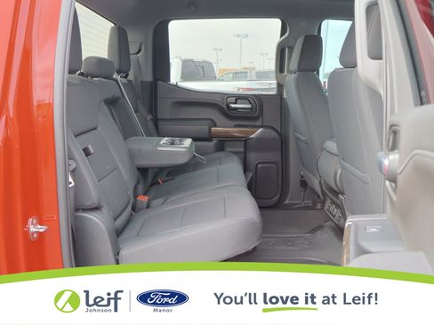 Used 2021 Chevrolet Silverado 1500 RST w/ LPO, Blackout Package image 32