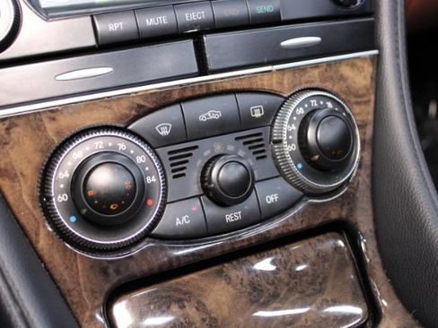 Used 2007 Mercedes-Benz SL 550 image 20