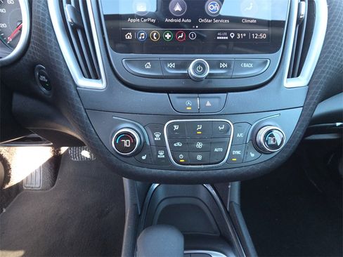 Used 2025 Chevrolet Malibu LT image 23