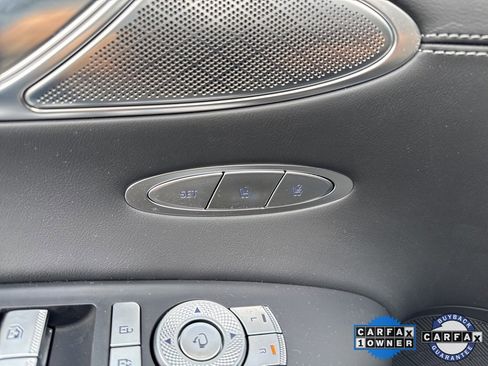 Used 2025 Genesis GV70 3.5T Sport w/ Sport Prestige Package image 18