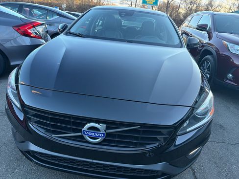 Used 2018 Volvo S60 T5 Dynamic w/ Protection Package image 2