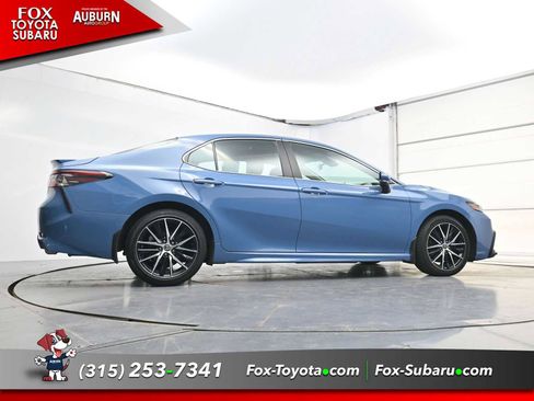 Used 2024 Toyota Camry SE w/ Cold Weather Package FWD image 23