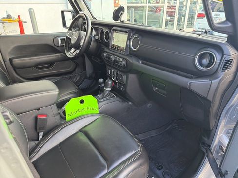 Certified 2021 Jeep Gladiator Overland w/ Popular Equipment Package image 19