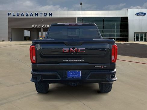 Used 2023 GMC Sierra 1500 AT4X AWD/4WD image 4