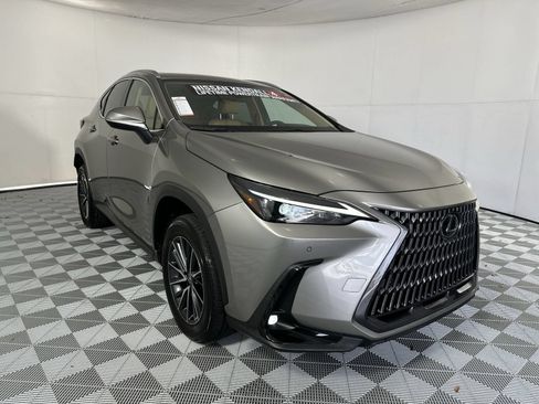 Used 2023 Lexus NX 350 AWD image 2