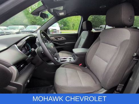 Certified 2023 Chevrolet Traverse LT AWD/4WD image 19