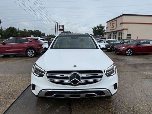 Used 2022 Mercedes-Benz GLC 300 w/ Premium Package Lite image 2