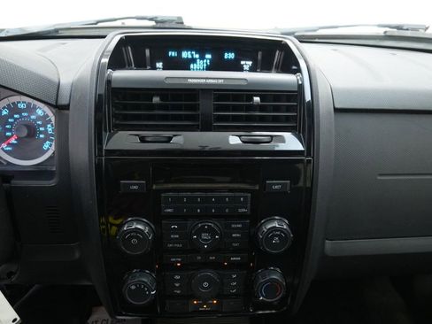 Used 2011 Ford Escape Limited w/ 301A Rapid Spec Order Code image 33